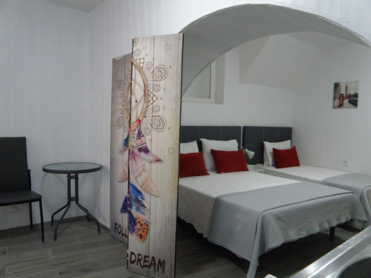 Residencial Antonio Mocisso Guesthouse Елваш Екстер'єр фото