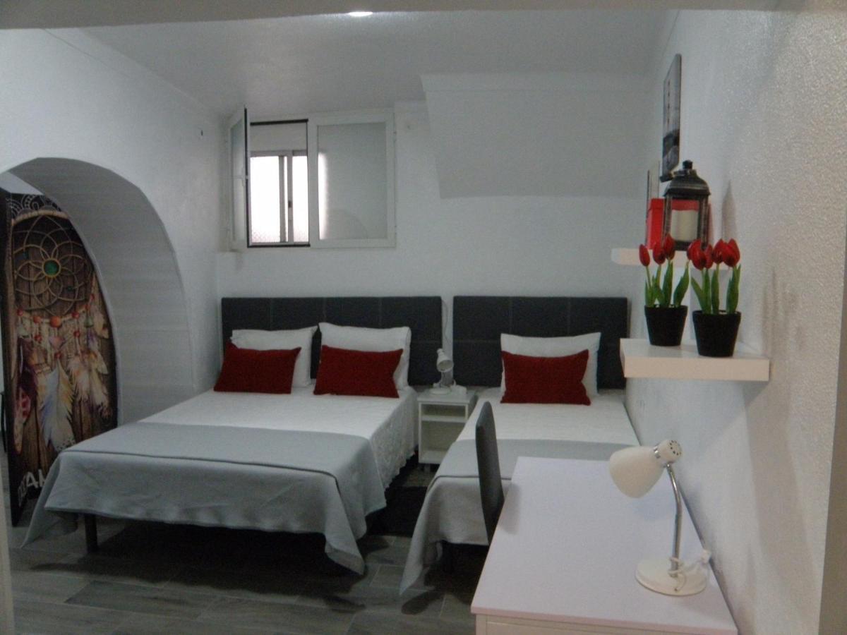Residencial Antonio Mocisso Guesthouse Елваш Екстер'єр фото