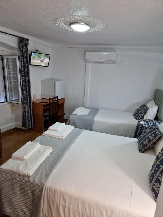 Residencial Antonio Mocisso Guesthouse Елваш Екстер'єр фото