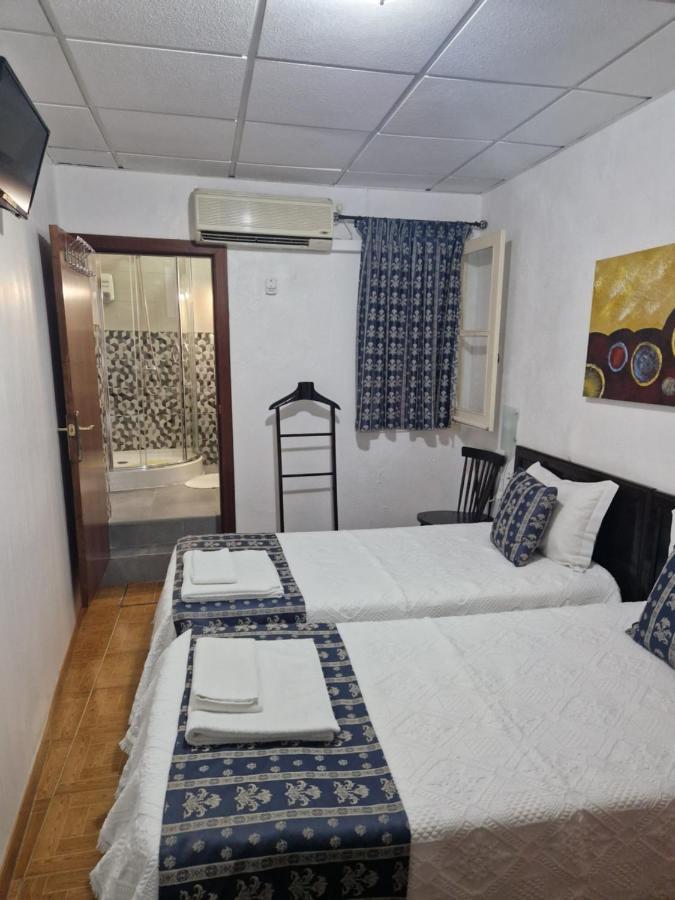 Residencial Antonio Mocisso Guesthouse Елваш Екстер'єр фото