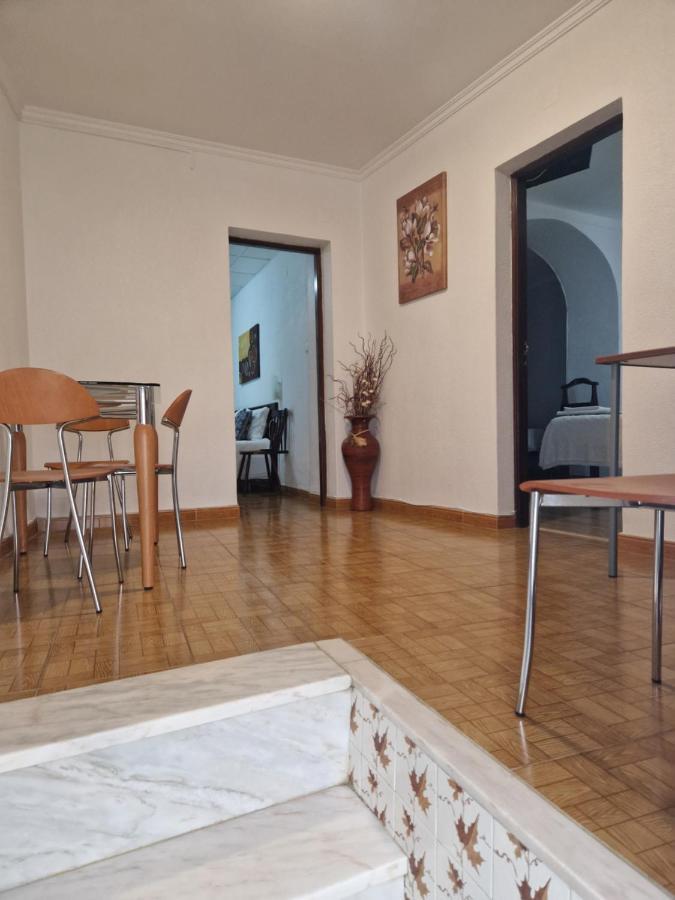 Residencial Antonio Mocisso Guesthouse Елваш Екстер'єр фото