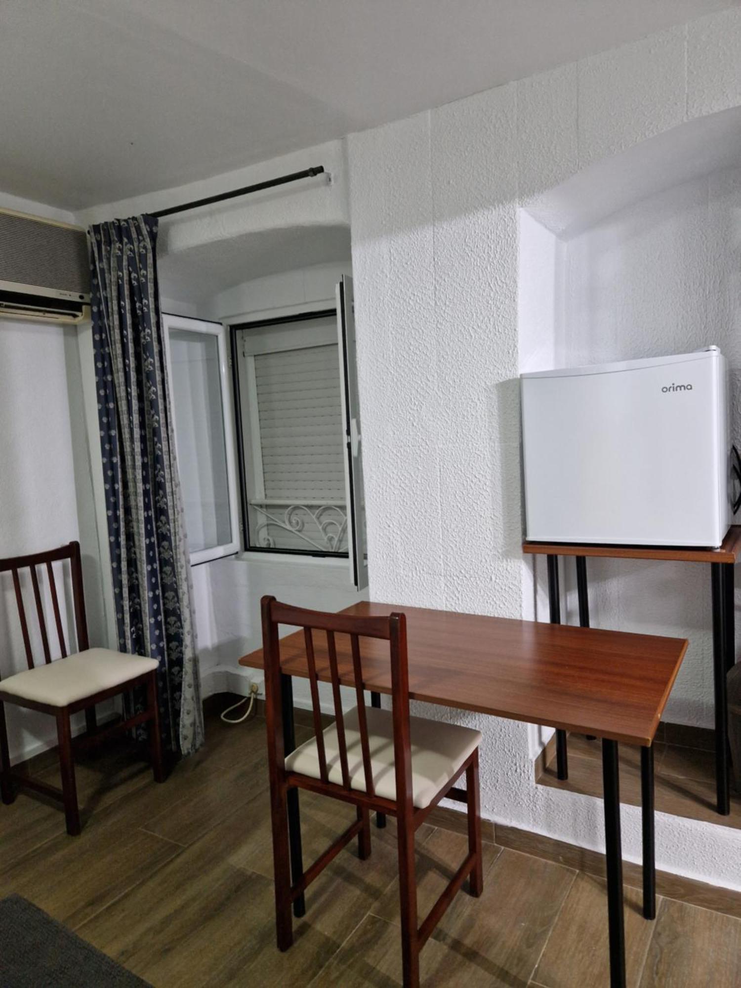Residencial Antonio Mocisso Guesthouse Елваш Екстер'єр фото