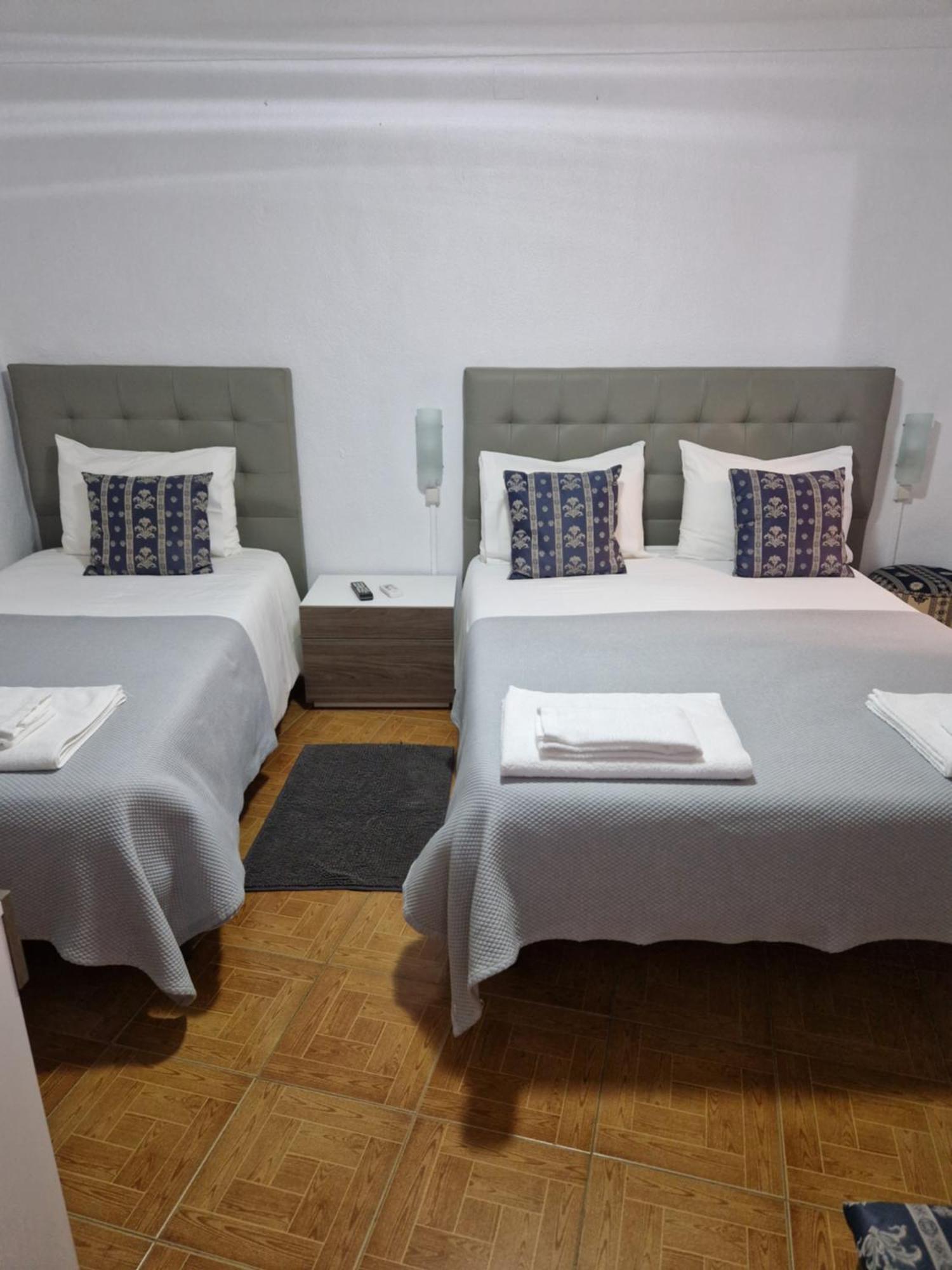 Residencial Antonio Mocisso Guesthouse Елваш Екстер'єр фото